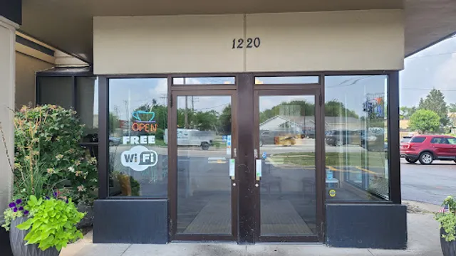 3 Brothers Restaurant