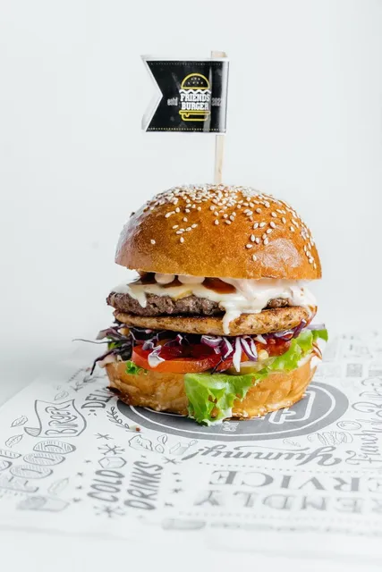 Friends burger taraz