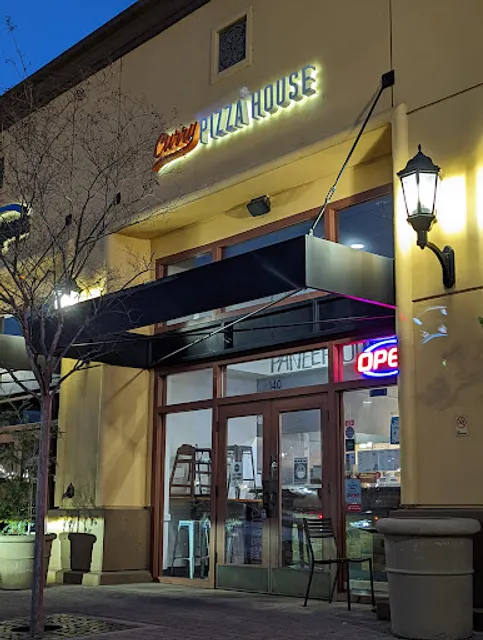 Curry Pizza House Roseville
