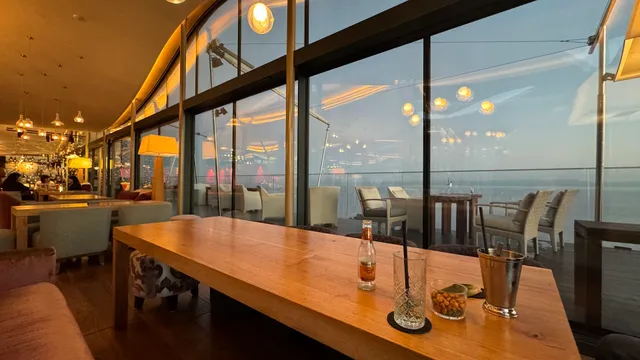 Waves Sky Lounge Bar