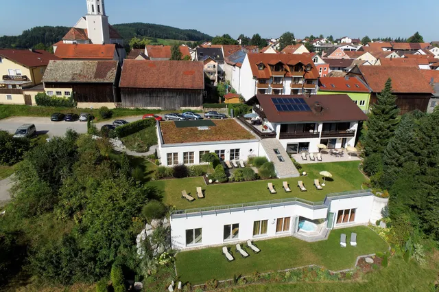 Zedernhof Gesundheits- & Wellnesshotel