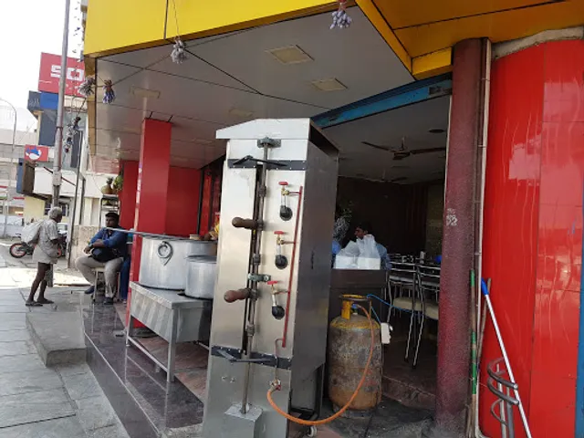 Chennai Rawther Biriyani & Fast Food