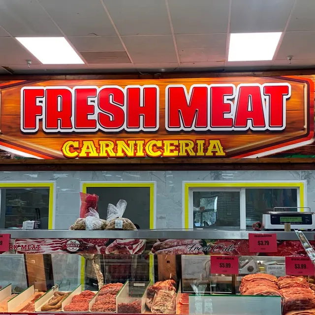 Family Discount Market