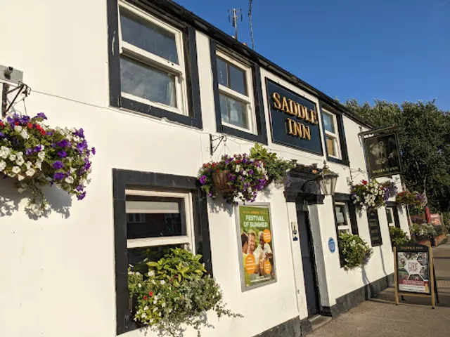 Saddle Inn