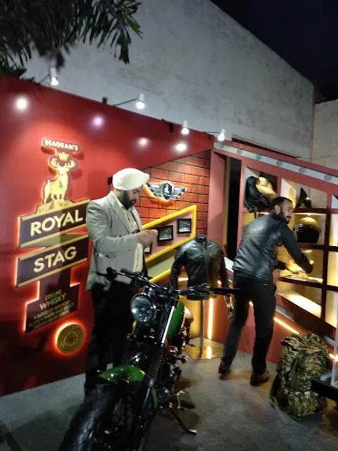 3K Resorts & F Nagri Lounge Bar