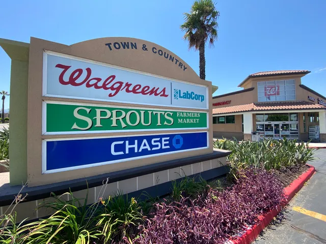 Corona Town & Country