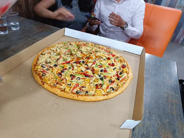 La Pino'z Pizza Laxmi Nagar