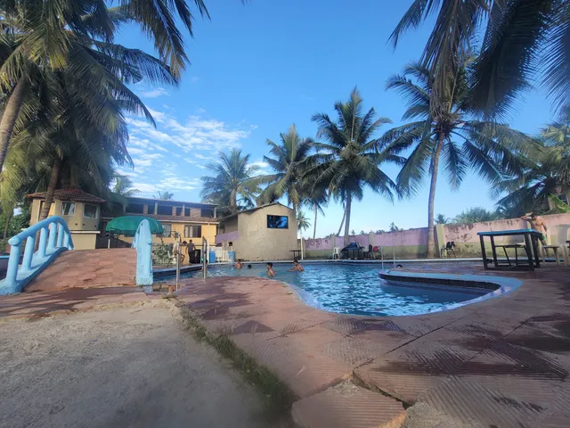 DARYAVARDI BEACH RESORT