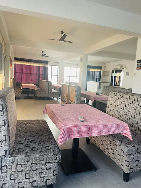 Devi Restaurant & Bar