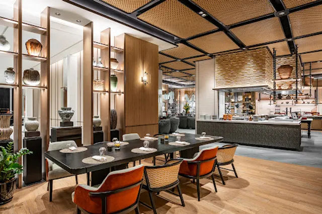 The Gad Lanna and Kam Lobby Lounge