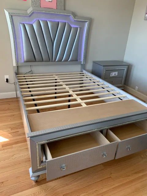 DM Mattress & Furniture