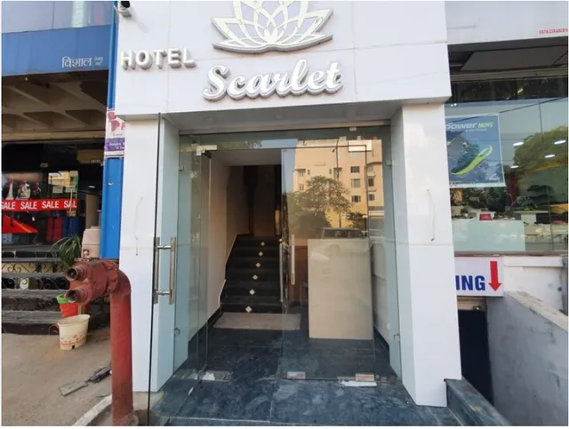 Hotel Scarlet