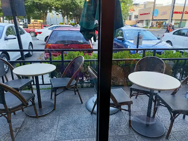 Starbucks Américas (Gdl)