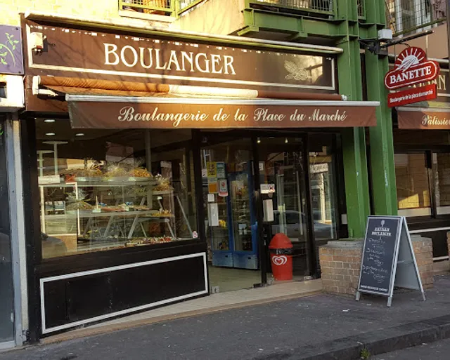 Boulangerie. Pâtisserie . Place du marché . Cergy