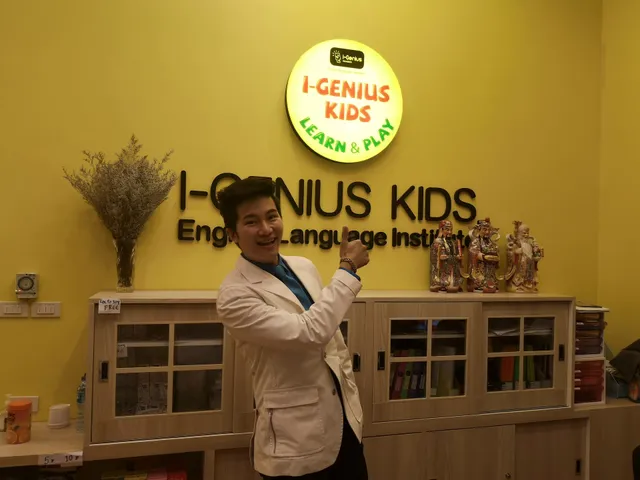 โรงเรียนสอนภาษา I-Genius Kids ICONSIAM