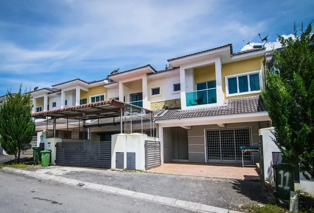 Cameron Highlands Double Story (Golden Hill) (M)
