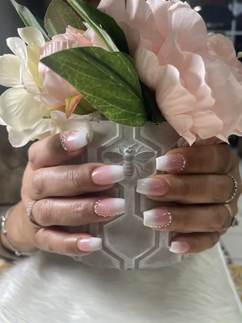 US PRO NAILS - Eastchase and I-30 (FULL SET short Frenchie SPECIAL $65)