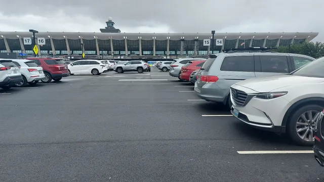 IAD - Terminal Parking