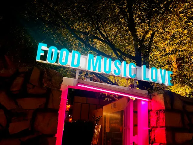 FML - Food Music Love (Hinjewadi)