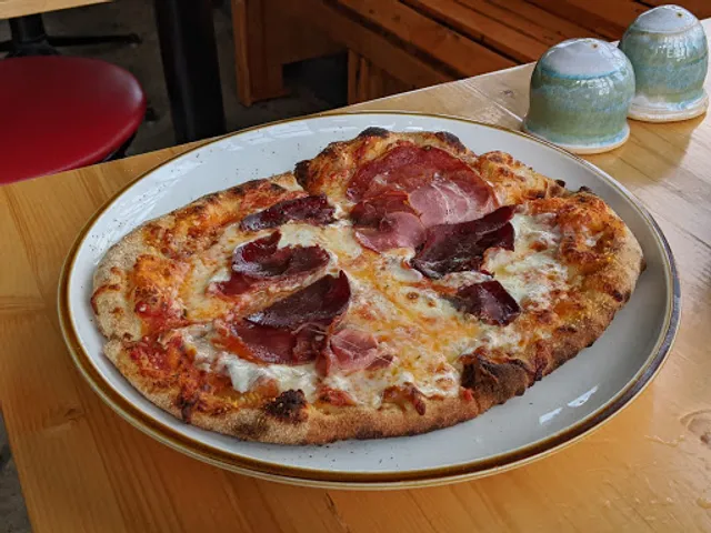 Tamboli's Pasta & Pizza