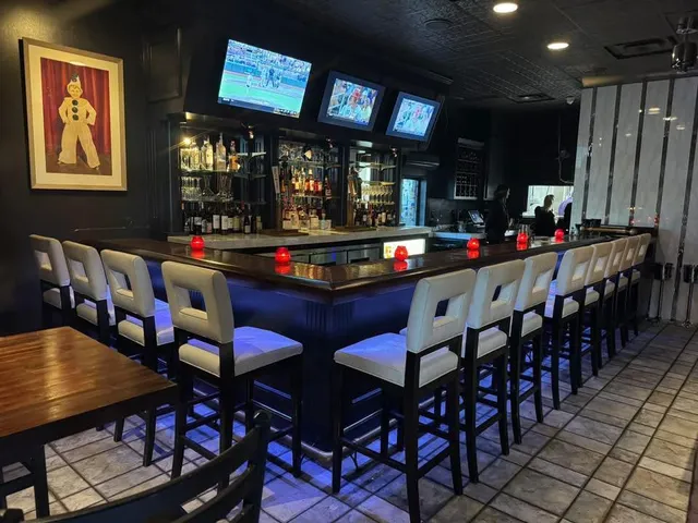 Two J's Tavern and Grill