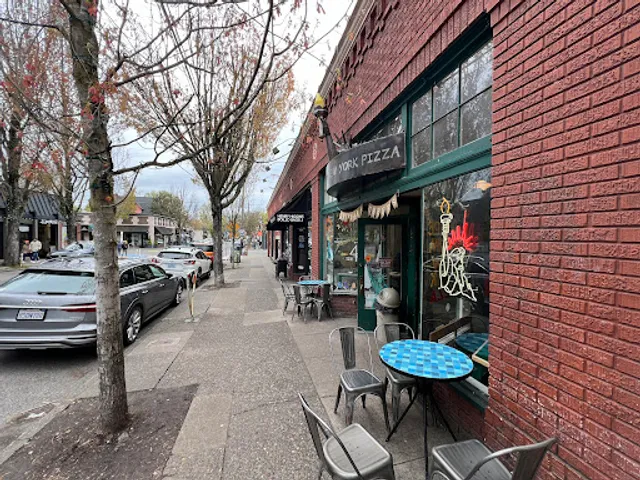 Escape From New York Pizza