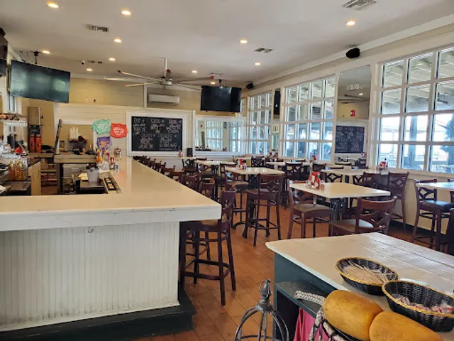 Felix's Restaurant & Oyster Bar