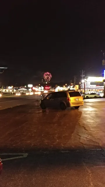 Cloverleaf Shopping Center