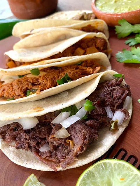 Tacos y Menudo García