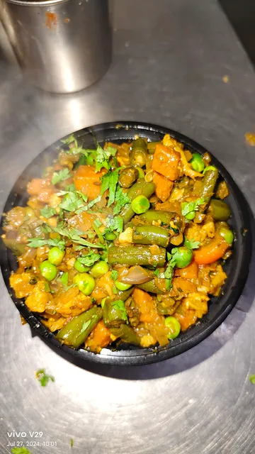 Krishna Hotel Turbhe