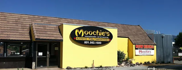 Moochie's Cheesesteaks