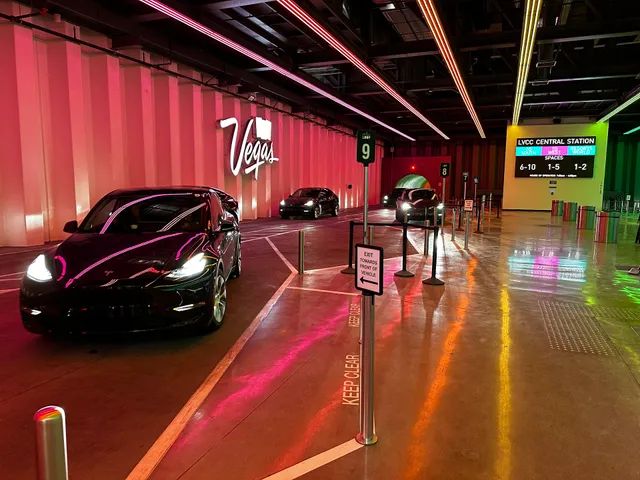 Vegas Loop LVCC Central Station