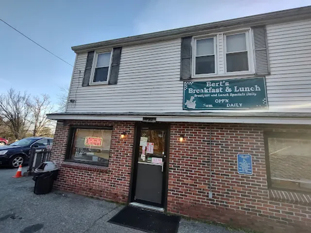 Bert's Breakfast & Lunch