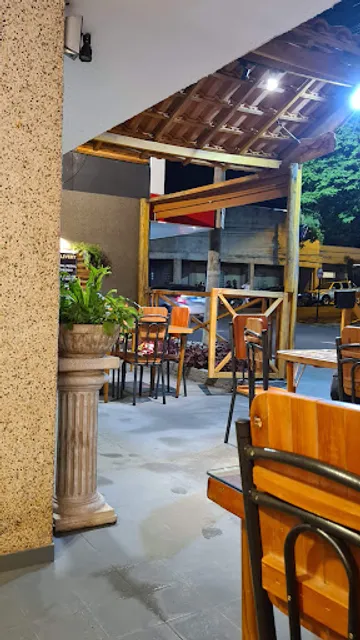 Pizzaria e Esfiharia Do Cheff