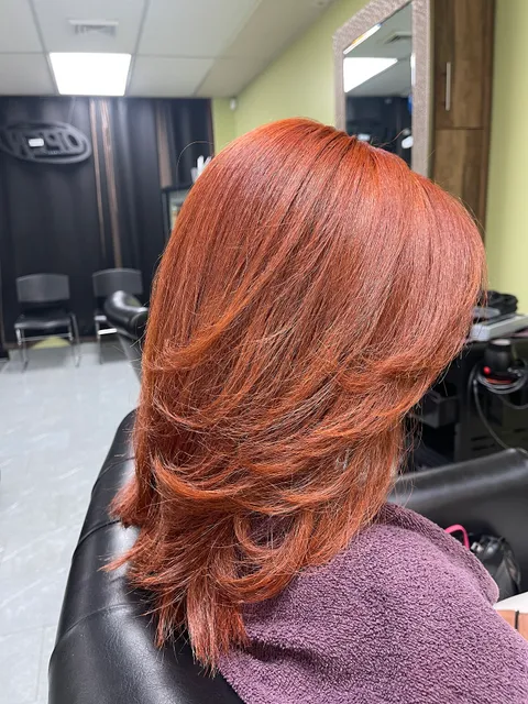 Roshira Beauty Salon