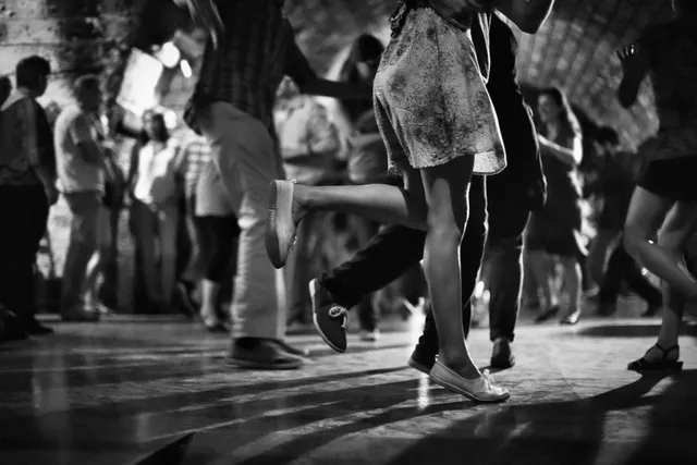 Lindy Hop Paris Social Swing Système