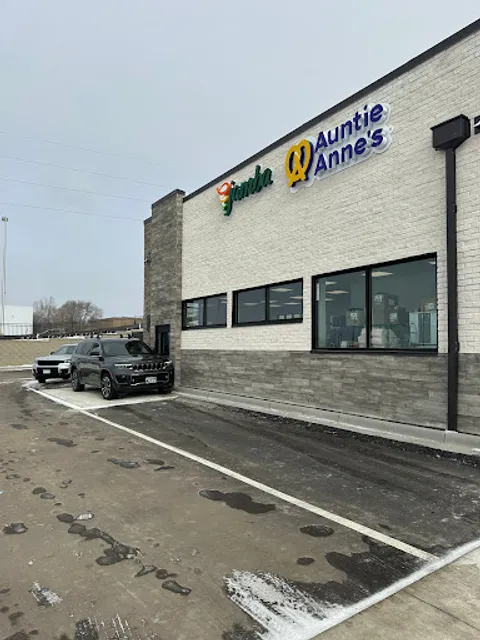 Jamba Juice/Auntie Anne's