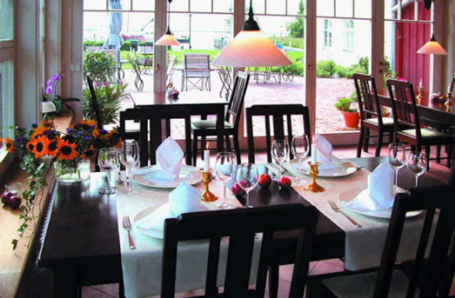 Restaurant & Café Walfischhaus