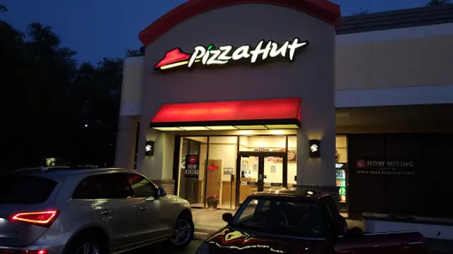 Pizza Hut
