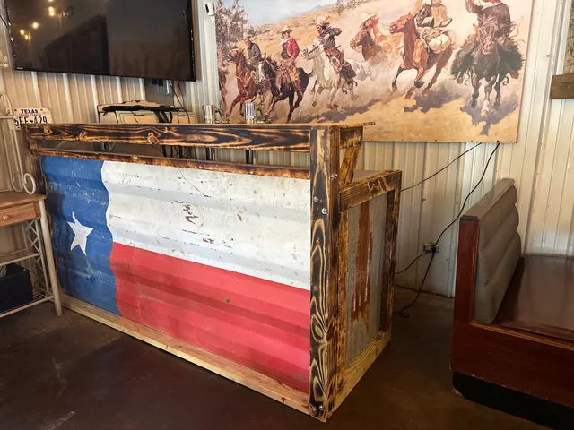 Hatchet House BBQue & Boil House