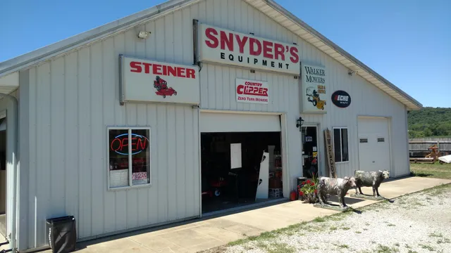 Snyder's Equipment