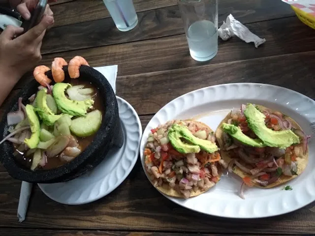 Camarones "El Pulpo" Restaurant-bar