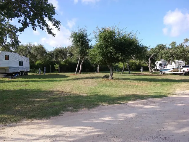 Hidden Oaks RV Park