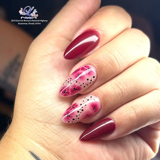 Lee Nails And Day Spa