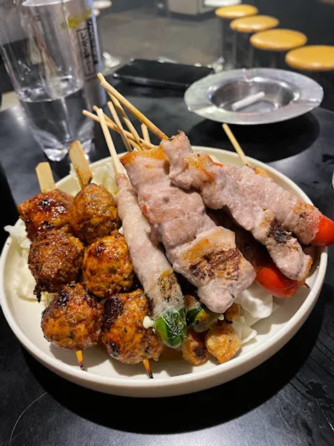 ひげ船長分家あかまつ店