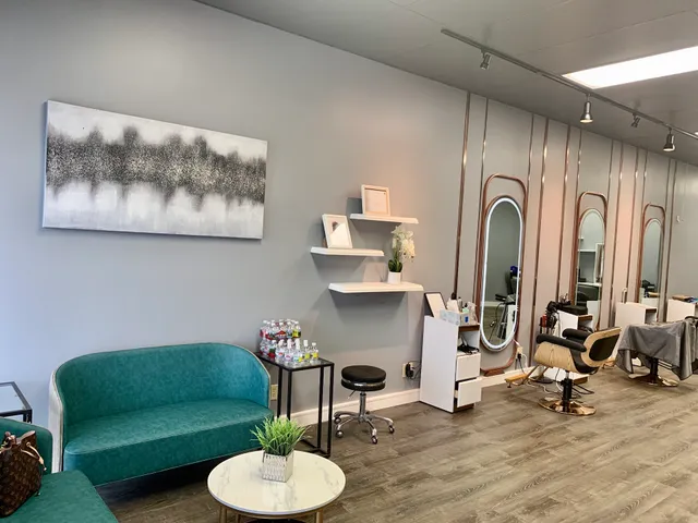 SoSo Club Hair Salon