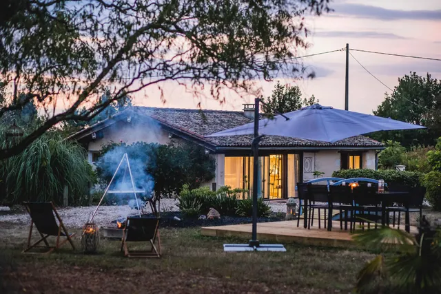 Le Carré Pourpre, Gîte et Chambre d'hôtes à Montcaret, Périgord