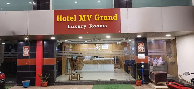 FabHotel MV Grand