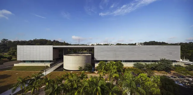 Brasiliana Guita and José Mindlin Library