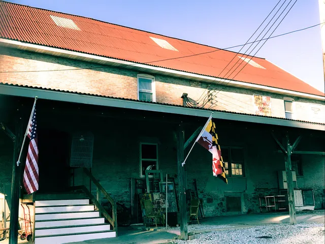 Cotton & Co Vintage Boutique & Marketplace